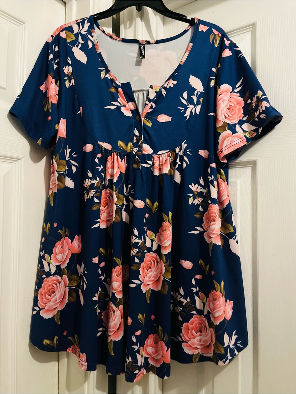 Floral Navy Short-Sleeve Women's Top - Pink Rose Print